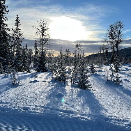 Areskutans Laegenhet Med Laddning Foer Bil 22Kw Husa Exterior foto